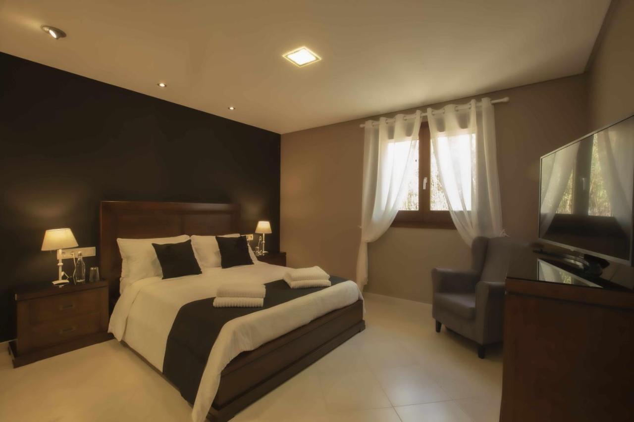 Beautiful Mediterranean Villa Tramuntana Crestatx